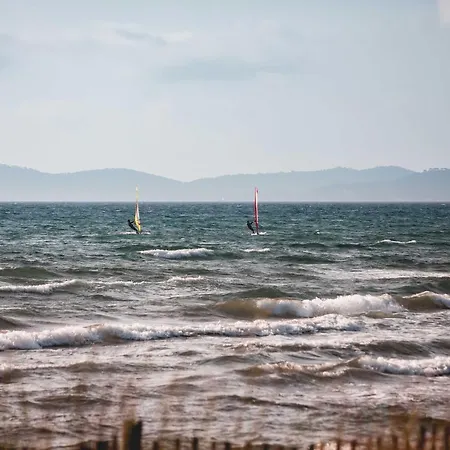 Salines אתר קמפינג הייר
